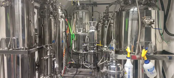 Closed-loop extraction lab