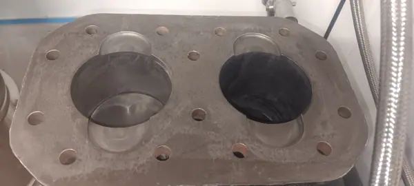 Closed-loop extractor parts during rebuild