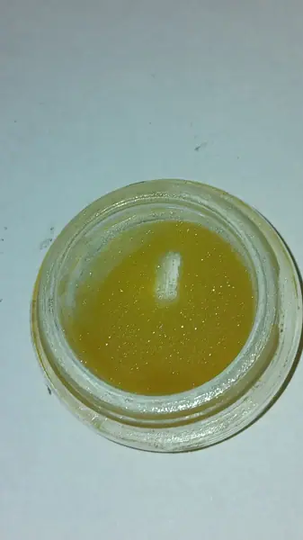 Golden cannabis extract during post-processing