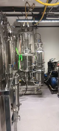 Closed-loop hydrocarbon extraction equipment